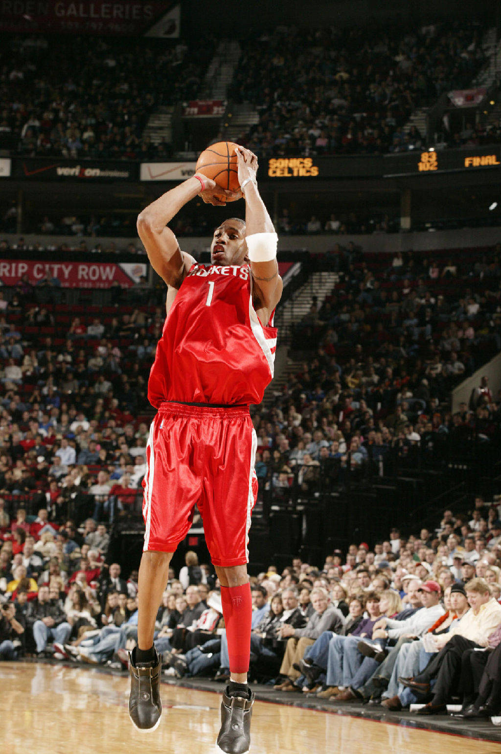 意甲前11轮全部首发场均88分钟，罗体：米兰已开始谈魔笛续约（罗体：米兰已开启与魔笛的续约谈判，意甲前11轮场场首发场均88分钟）