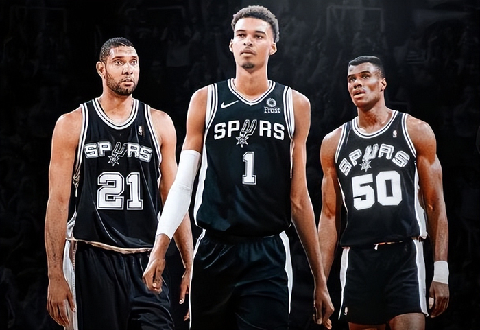 TA：曼城的防守相当稳固；皇马终于踢出了一场有内容的比赛（TA：曼城防守稳如磐石，皇马终于踢出一场有质量的比赛）