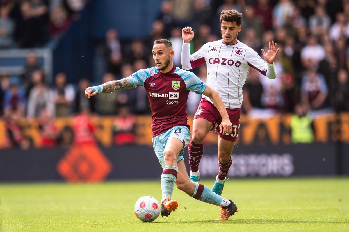 西甲11月最佳球员候选：姆巴佩、亚马尔、格列兹曼在列（西甲11月最佳球员候选公布：姆巴佩、亚马尔、格列兹曼入围）