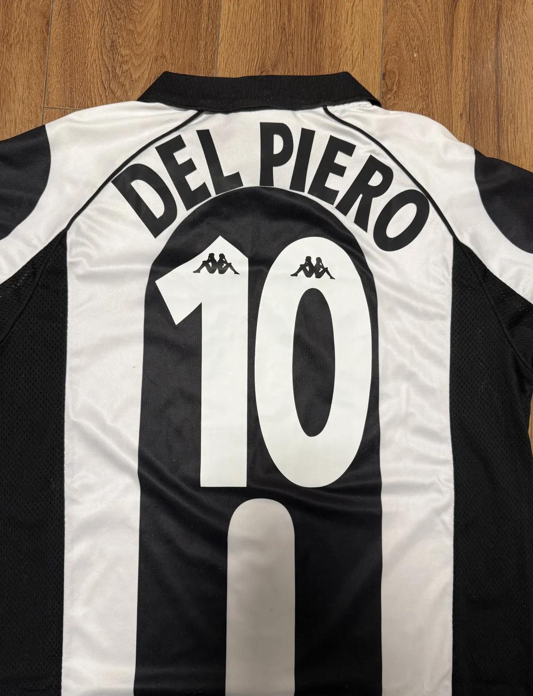 法尔克：诺伊尔续约可能目前是五五开，明年3月后会有最终决定（法尔克：诺伊尔续约前景各半，最终决定预计明年3月后出炉）