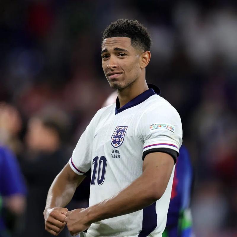 六战全胜，欧冠官方晒阿森纳战绩：谁还能阻止他们？（欧冠官方晒出阿森纳六连胜：谁能终结枪手？）