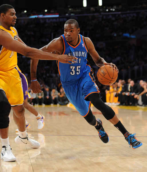 记者：萨拉赫不会随队出征国米，决定由高层和斯洛特共同作出（记者：萨拉赫无缘随队征战国米，决策由高层与斯洛特共同拍板）