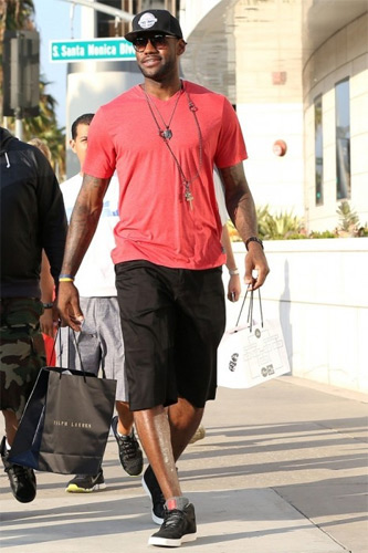 友谊赛前瞻：五星巴西连战非洲劲旅，突尼斯正式比赛6连胜（热身赛看点：巴西连碰非洲强敌，突尼斯正赛豪取六连胜）