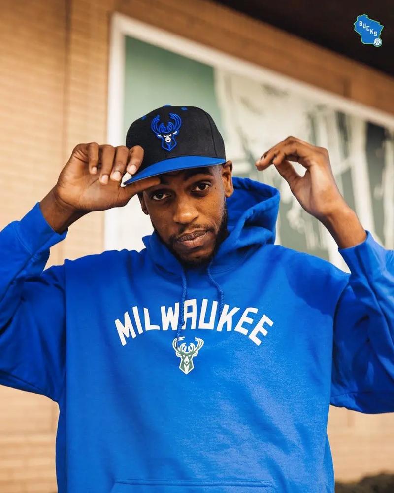 亚马尔：梅西是历史最佳，但我不想成为梅西，我想走自己的路（亚马尔：梅西乃史上最佳，但我不想做第二个梅西，我要走自己的路）